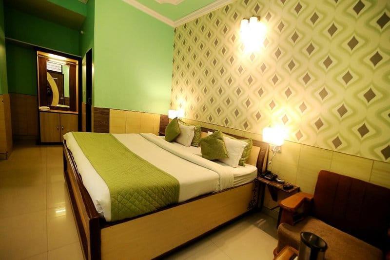 Hotel Golden Heritage Deluxe Τζαϊπούρ Εξωτερικό φωτογραφία